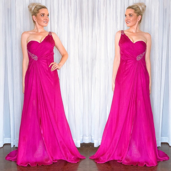 La Femme Homecoming Pageant Prom Dress - Picture 7 of 8